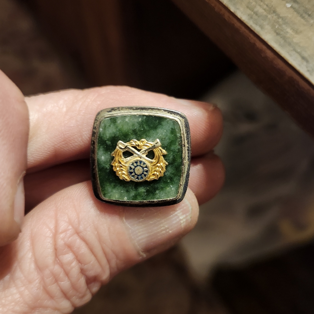 Luxurious Green and Gold Cuff Links
